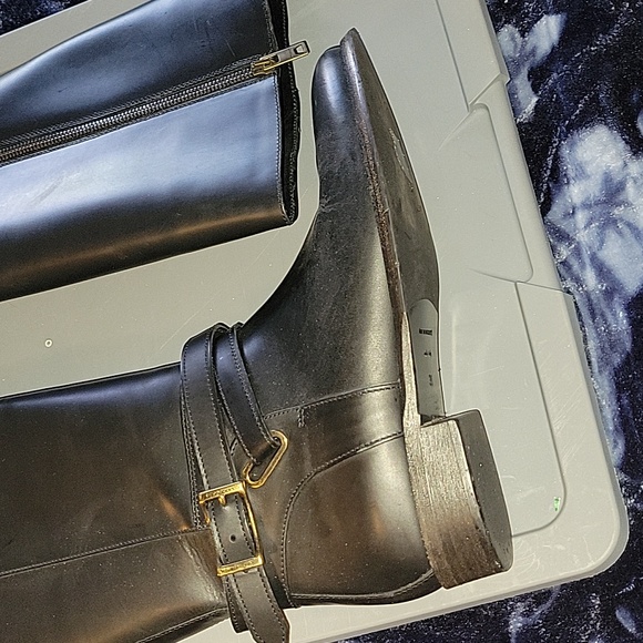 Burberry adelaide black leather riding boots - Picture 2 of 7
